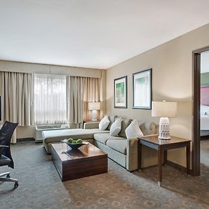 One-Bedroom Suite Two Queen Beds